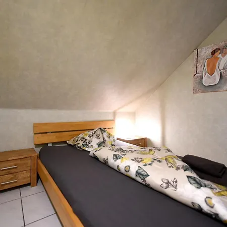 Ferienwohnung Monteuer Unterkunft Neuhof Kalbach Rhoen * Neuhof (Hessen)